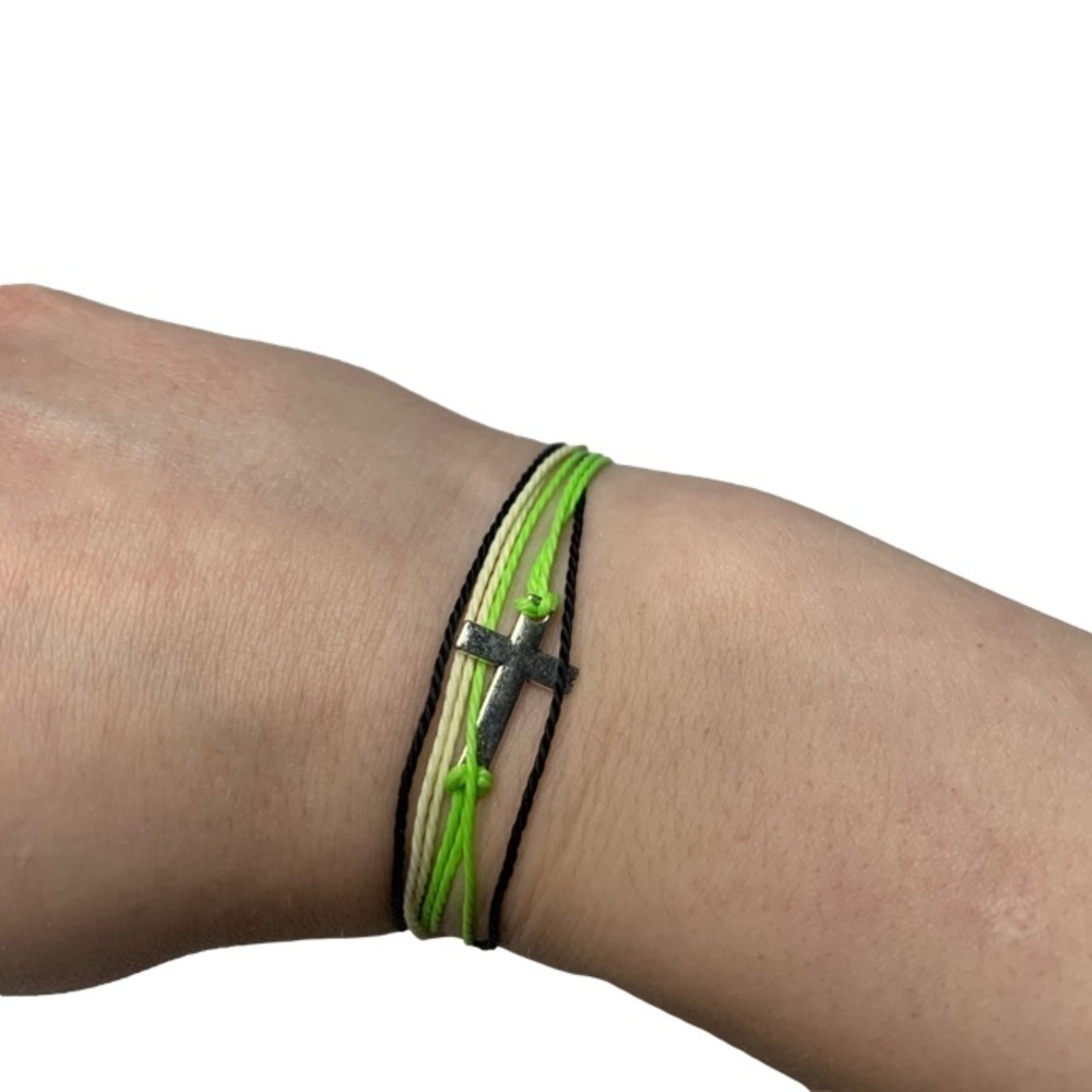 Cross bracelet